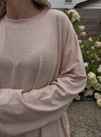 Emery Lounge Top